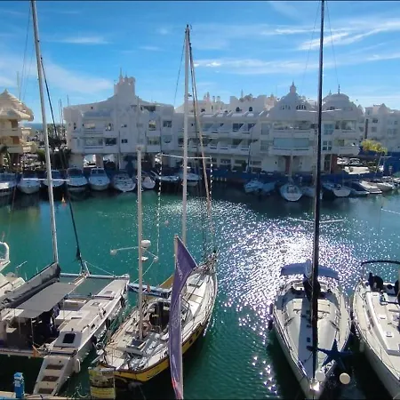 The Seven Seas Apartamento *